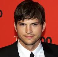 ashton-kutcher-hollywood-10022014